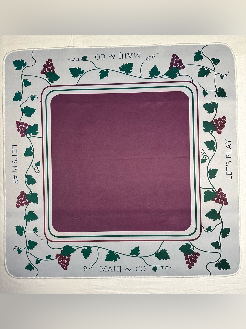 MAHJ & CO MAHJONG MAT in Purple and Green with Grapevines